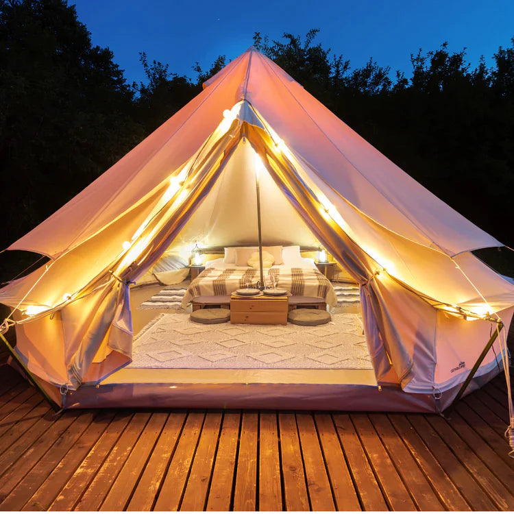 Aurinkoenergialla Retkeilyvalaistus