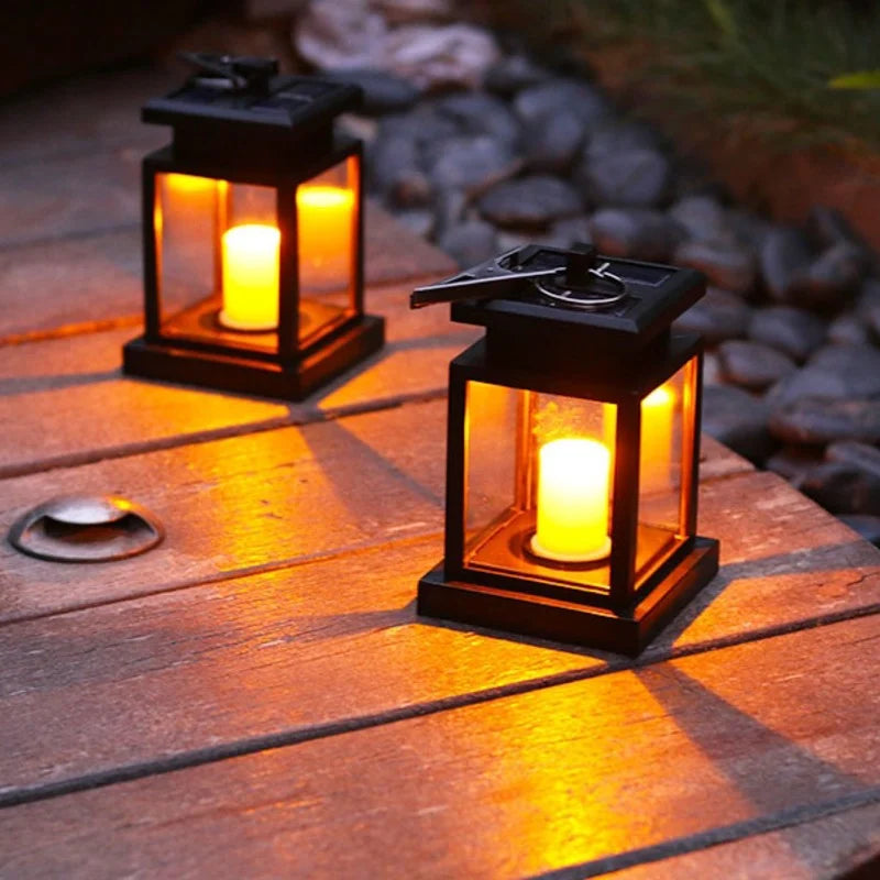 SolarGlow™ - Ulkona roikkuvat LED-lyhdyt