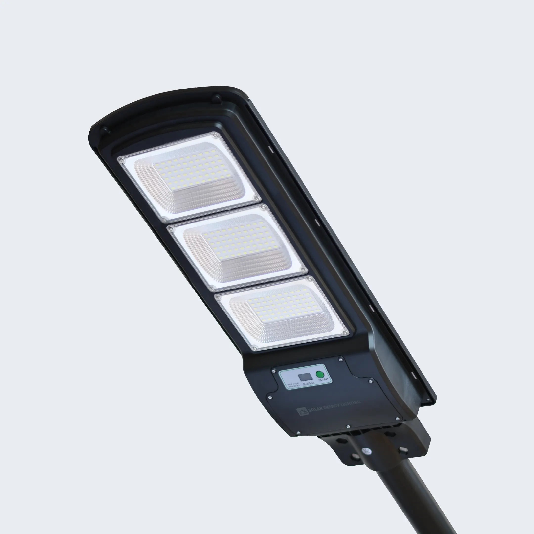 IlluminateSolarMega - 3 Valoa + 1 Ilmainen 375W/6500 Lumenin Ultrakirkas Aurinko Katuvalot