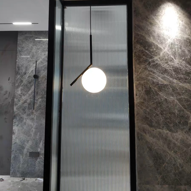 Faye - Ylellinen riippuvalaisin