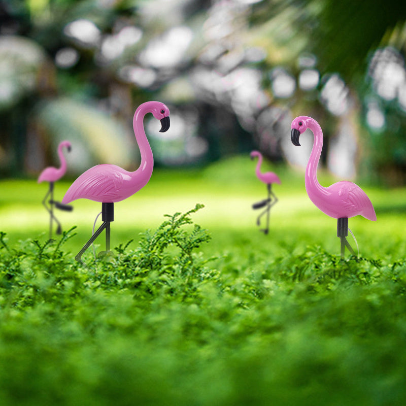 FlamingoGlow - aurinkoenergialla toimiva LED-nurmikon flamingolamppu