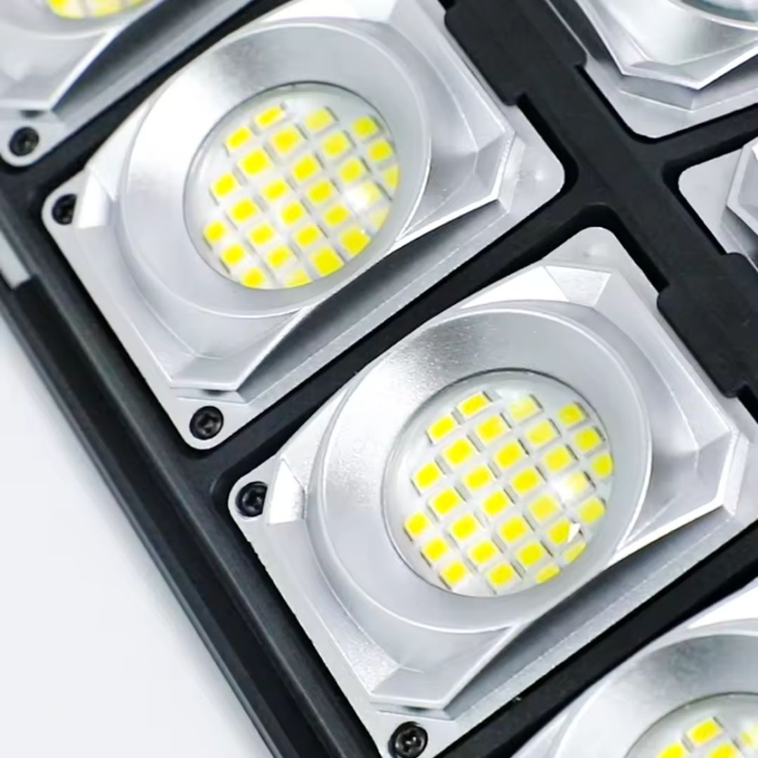 1000W 240LED aurinkoenergialla toimiva LED-katuvalo