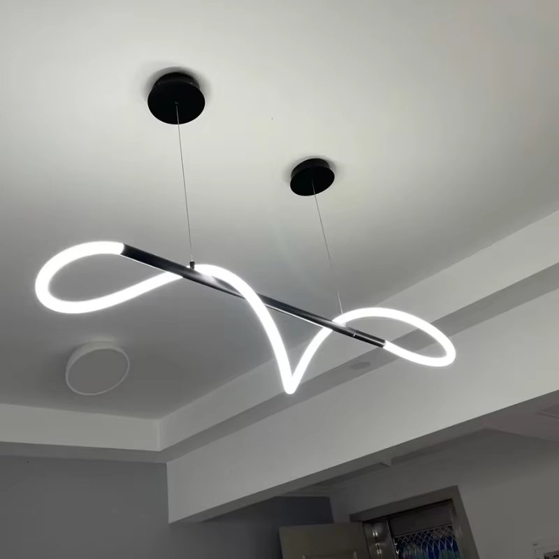 Plume - Minimalistinen riippuvalaisin