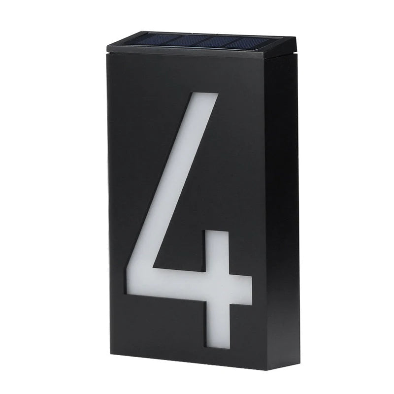 Aurinkoenergialla toimiva talon numero