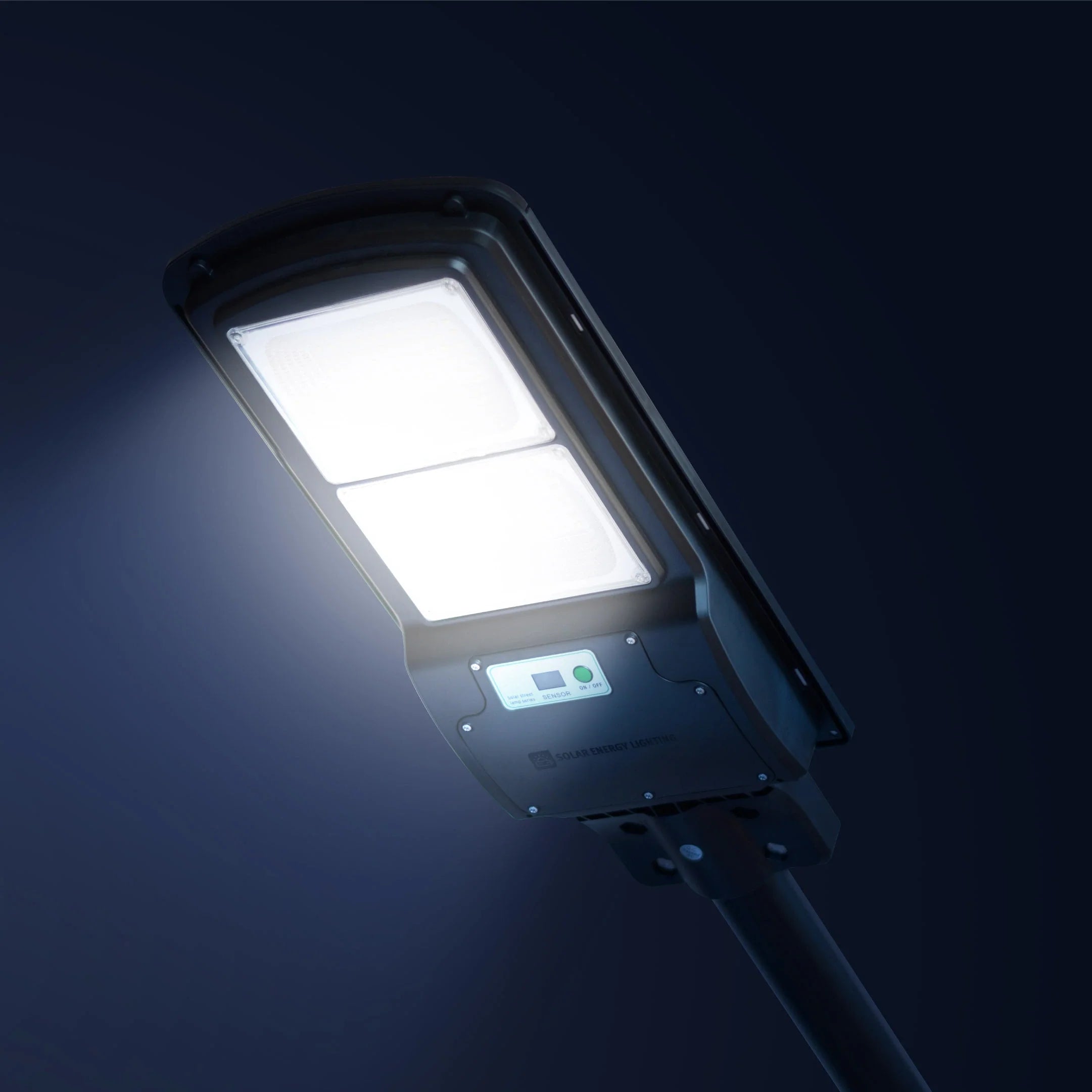 IlluminateSolarMega™ - Ultimaattinen 300W/6000 lumenin erittäin kirkas aurinkokennovalaisin